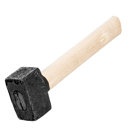 Кувалда, 2000 г, литая голова, деревянная рукоятка  Произведено в РФ