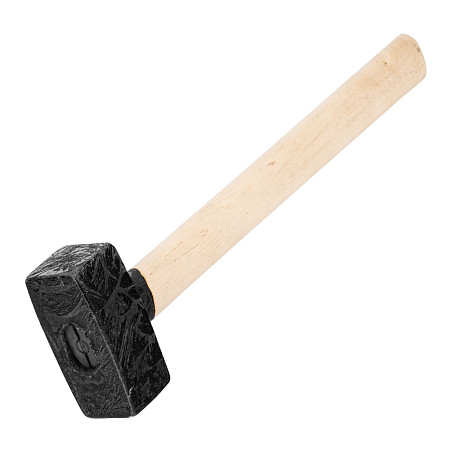 Кувалда, 4000 г, литая голова, деревянная рукоятка  Произведено в РФ